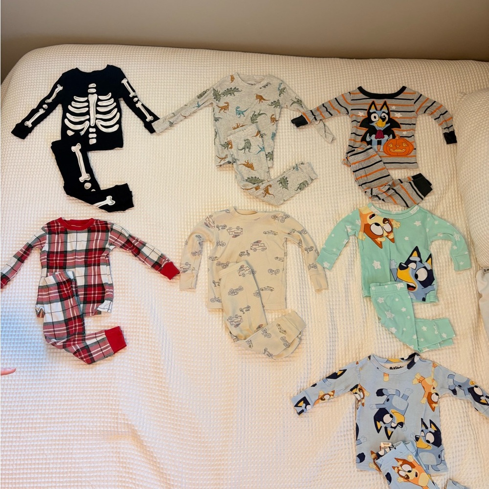 7 For All Mankind, Nike, Carters OshkoshKids Matching Sets - Blue, Tan, and Gray - Picture 3 of 5